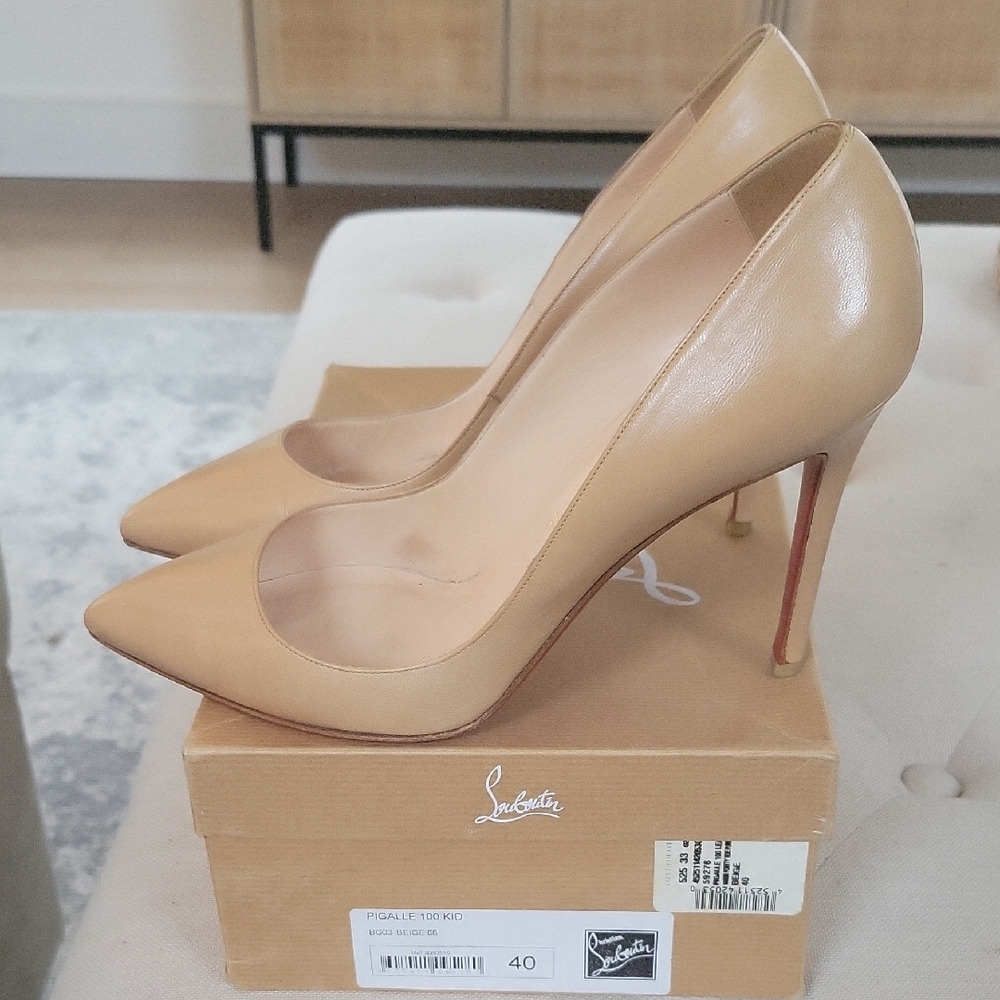 Christian Louboutin Pigalle 100 Beige Kid Leather Size 40